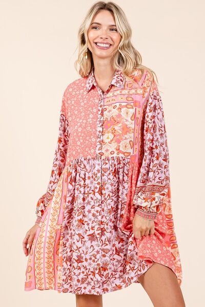 Mittoshop Langärmeliges Hemdkleid mit Blumendetail und Knopfleiste