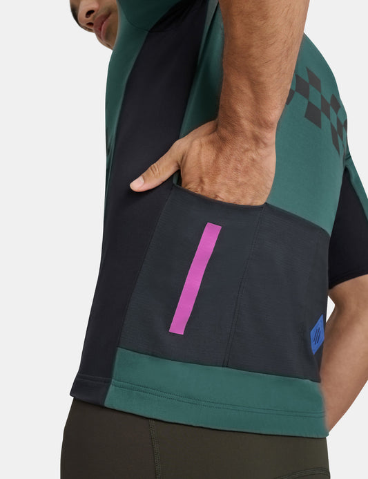 Alt_Road 1/2 Zip Jersey - Cypress Green