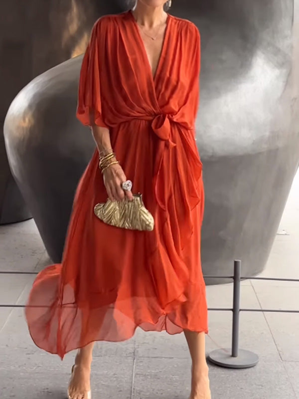 Robe en mousseline de soie élégante et stylée avec col en V
