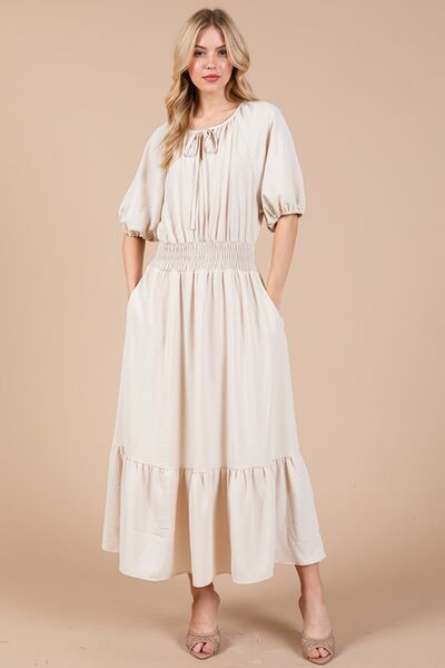 Robe Cintrée à Col Lavallière et Manches Bouffantes Femme