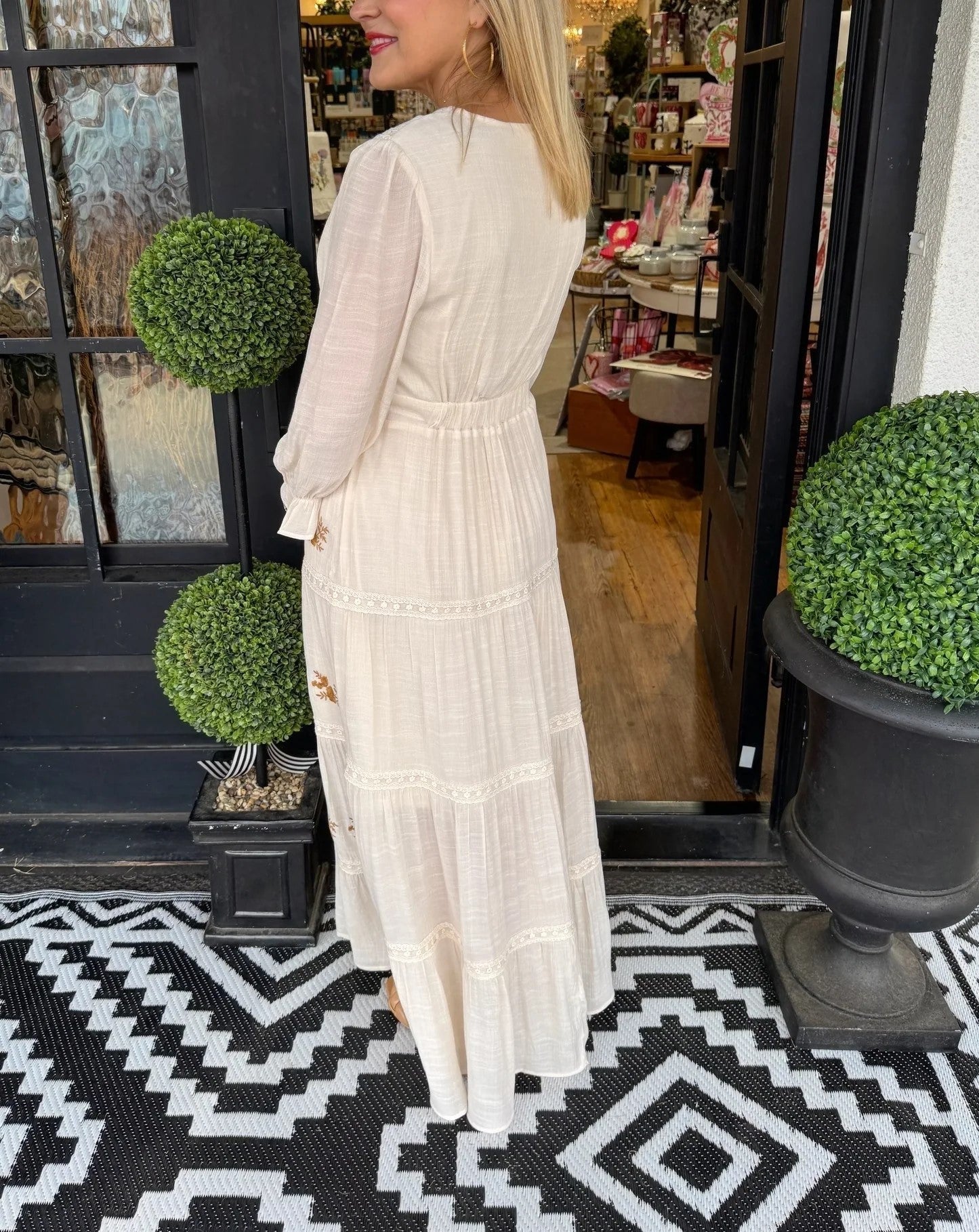Robe longue brodée florale col en V pour femme (achetez-en 2, livraison gratuite)