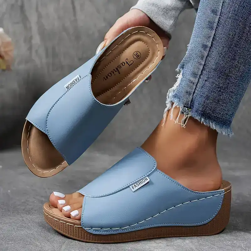 Claques confortables avec soutien de la voûte plantaire - Sandales unies respirantes pour femme