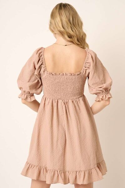 Mittoshop gesmoktes Kleid mit Rüschensaum und halben Ärmeln