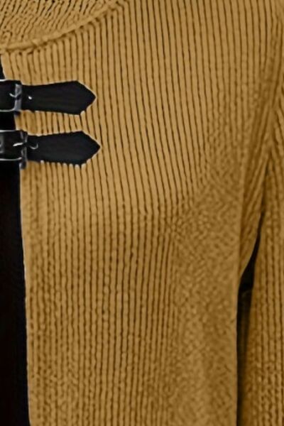 Robe longue à manches contrastées, col rond et nervures