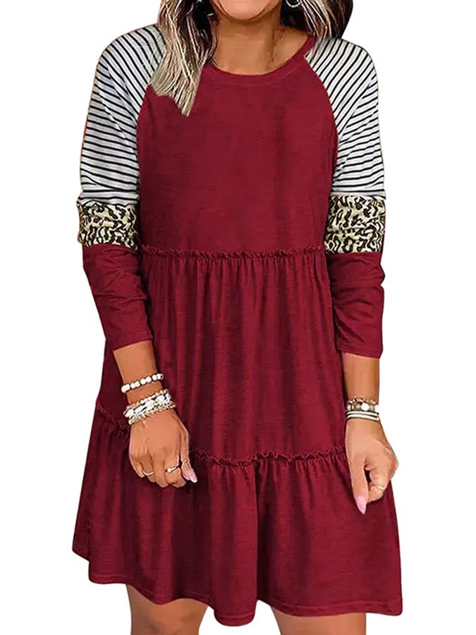Robe à manches longues à col rond et à volants
