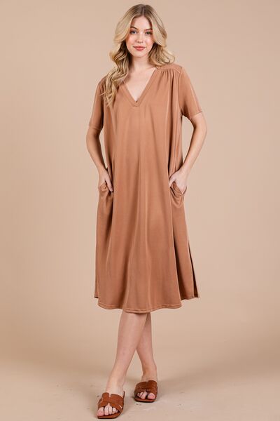 Ces Femme Midi-Kleid mit Seitenschlitz, kurzen Ärmeln und Taschen