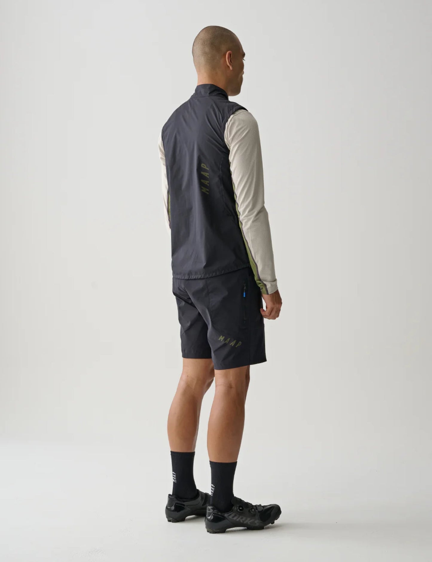 Alt_Road Wind Vest - Black