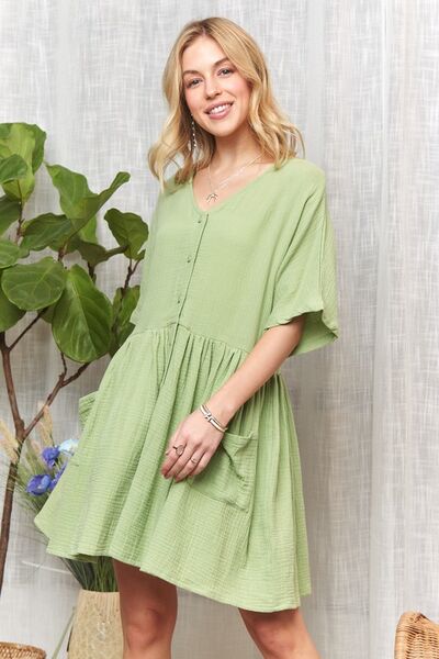 Robe ADORA à encolure en V, manches mi-longues et poches