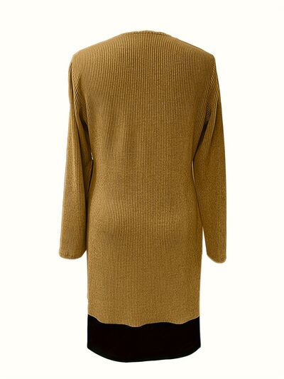 Robe longue à manches contrastées, col rond et nervures