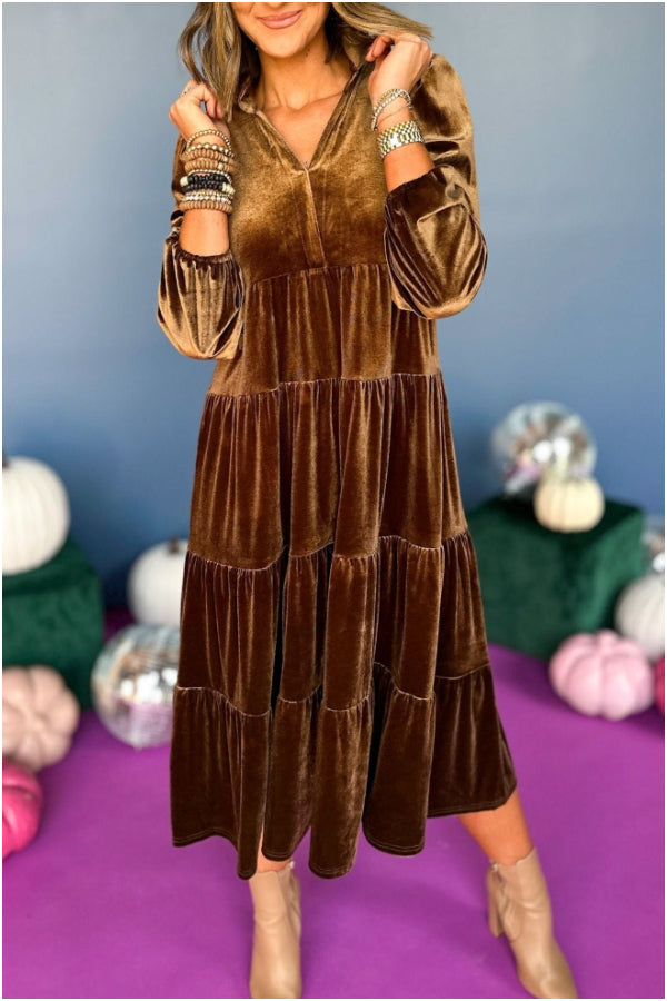 Robe en velours à col en V