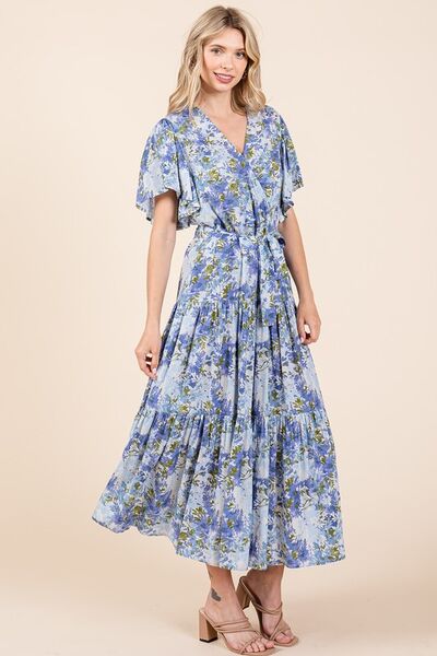 Robe étagée à manches courtes et taille nouée à motif floral Mittoshop