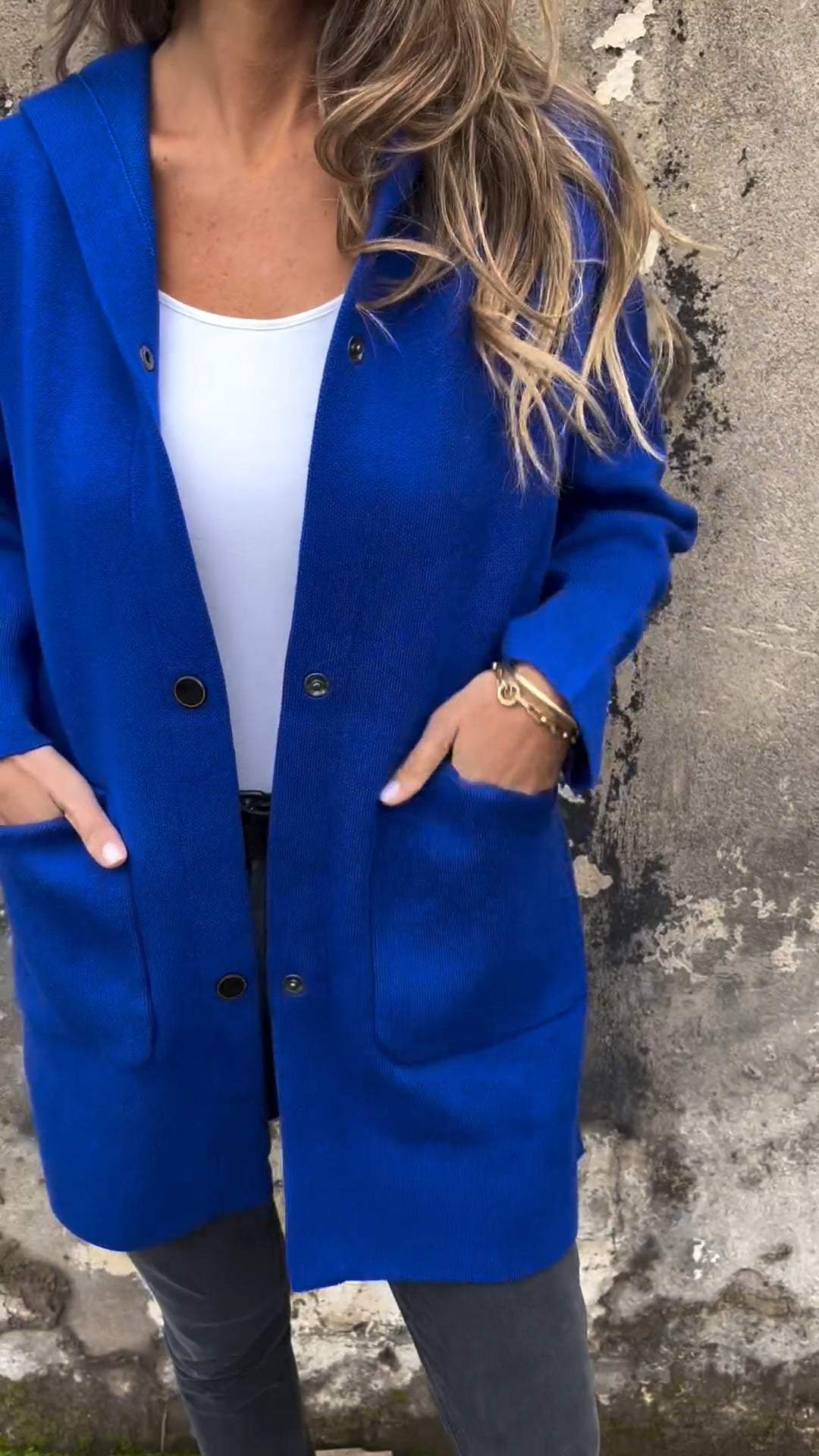 SOLDES EXCEPTIONNELLES 🔥 Veste décontractée femme à capuche, manches longues et boutonnage latéral