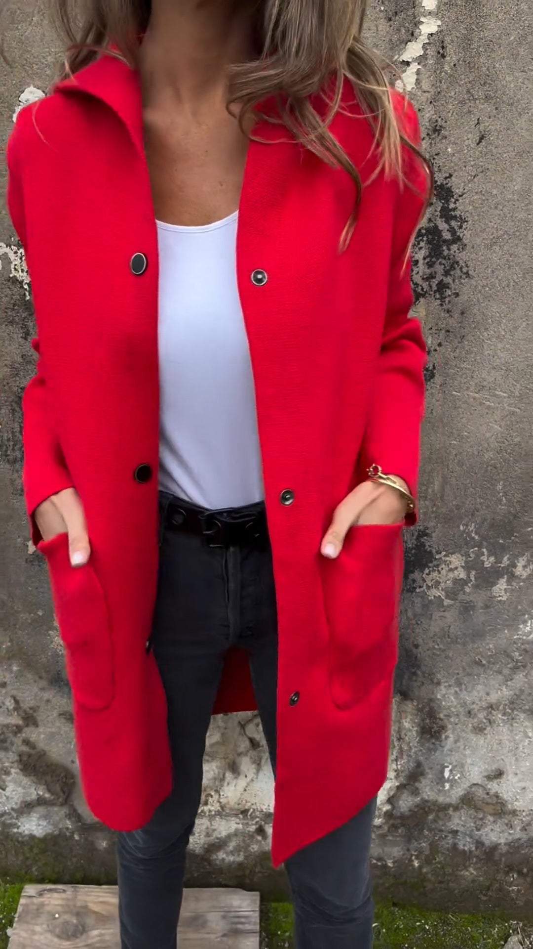 SOLDES EXCEPTIONNELLES 🔥 Veste décontractée femme à capuche, manches longues et boutonnage latéral
