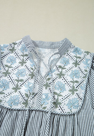 Robe longue à manches longues rayée à imprimé floral avec lien à nouer