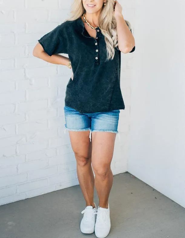 T-shirt boutonné délavé femme (Achetez-en 2, livraison gratuite)